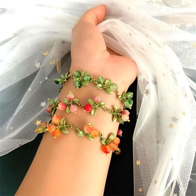 Qingdao Wholesale Vintage French Forest Plants Cranberry Baroque Pearl Stone Handwoven Bracelet for Women