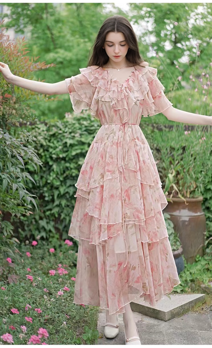 Niche Design Light Luxury Resort Dress Women's 2023 New Floral Tie Waist Fairy Beach Dress