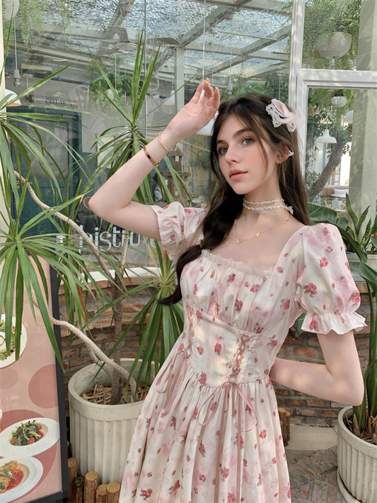 Sweet temperament court style waisted straps thin printed square neck dress