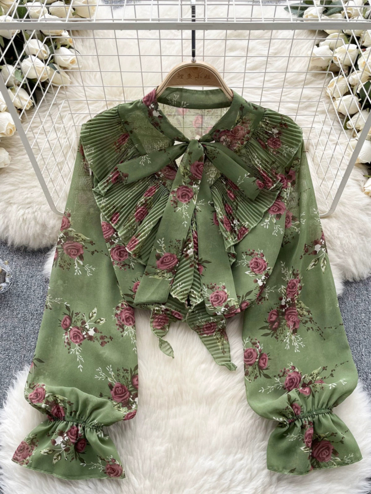Chiffon shirt female sweet bow tie collar heavy work pleated ruffled Slim versatile French bubble sleeve blouse
