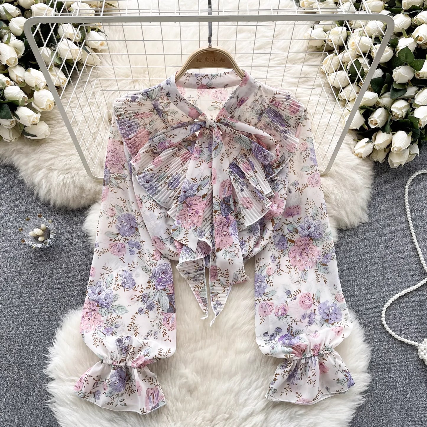 Chiffon shirt female sweet bow tie collar heavy work pleated ruffled Slim versatile French bubble sleeve blouse