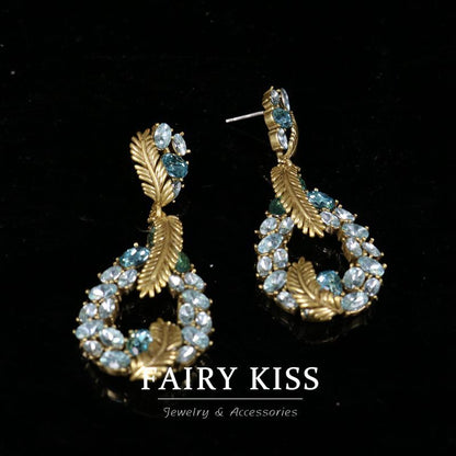 Feather fresh temperament copper alloy pave full of diamonds exquisite small earrings light luxury senior sense of earrings